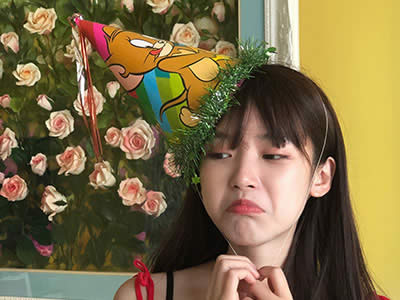 追女生就是聊天约会牵手吗?追女生约会牵手技巧!
