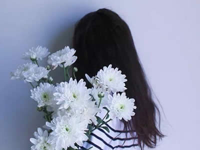 没聊天怎么追女生?怎么通过潜意识追女生?