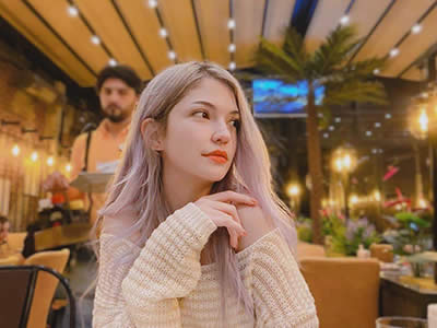 女生不打字聊天怎么追女生？追女生但女生不主动聊天可以吗？