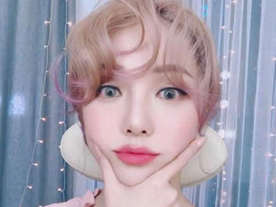 追女生需要怎么聊天呢?追女生时如何跟她聊天?